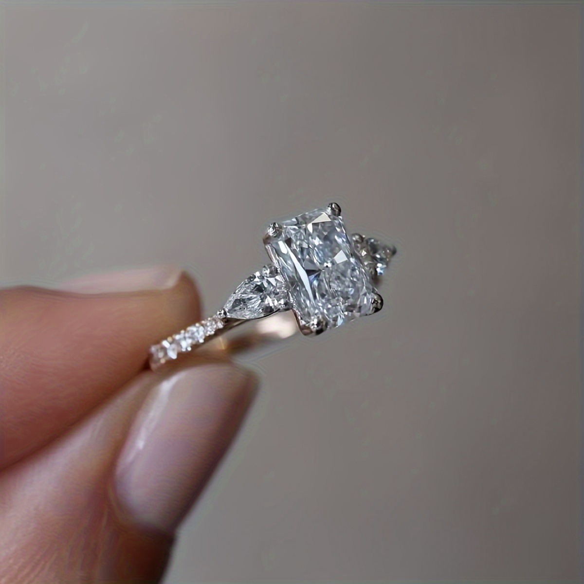 2ct Rectangular Moissanite Engagement Ring S925 Silvery with Pearlescent Edge